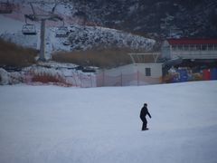 -荣盛康旅野三坡滑雪场