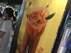 -周日夜市