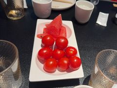 -辣尚瘾·烤鱼·新川菜(牡丹园直营店)