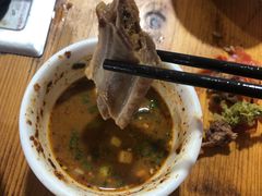 -钰洁腊排骨火锅