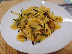 凉皮-路边摊胡同里(星城商厦店)