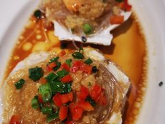 蒜蓉粉丝蒸扇贝-老头儿油爆虾·知味杭州(爱琴海购物中心)