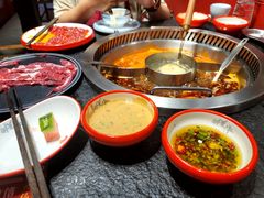 -醉董牛川派鲜肉自选火锅(烟台店)