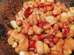 -渔语鱼酸菜鱼新川菜(来福士店)