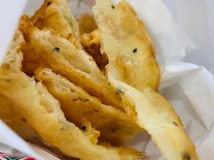 葱花油饼-方中山胡辣汤(蓝堡湾店)