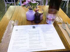 -FLOVIE FLORIST CAFE