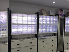 -造寸眼镜·蔡司官方授权店(东门店)