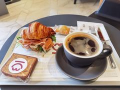 -MEEBO KAFEE米咖焙坊(虹桥路店)
