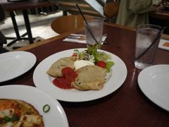 -Pancakes on the rocks(Darling Harbour)