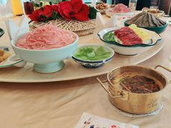 -小天鹅火锅·一线江景洪鼎旗舰店(洪崖洞店)