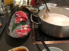 -捞王锅物料理(上海世茂广场店)