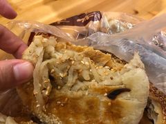 萝卜丝馅烧饼-朱记小郑酥烧饼(建康路店)