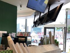 -奈雪的茶(优特汇店)
