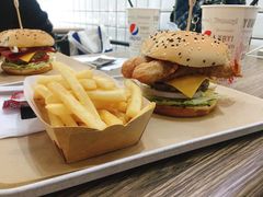 -牛纽塔·牛人堡(群众路店)