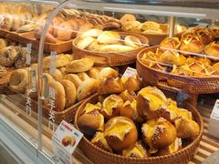 -红星前进面包牛奶公司(君太店)