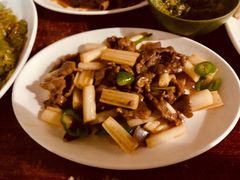 藕带炒牛肉-甜甜屋(解放中路店)