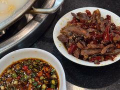 -老来福·非遗酸汤兔(凯旋路店)