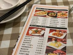 -新大咀港式茶餐厅(宝山万达店)