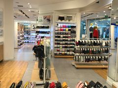 -hotwind热风(世纪东方广场店)