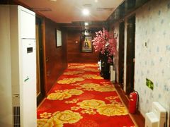 -东方亮足道(中国红街店)