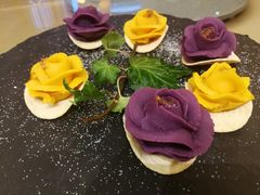 桂花双色玫瑰-唐廊烤鸭店(工体店)