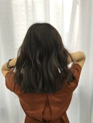 -茶发Salon·烫发染发理发