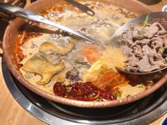 -洱火云南酸菜牛肉火锅(石景山当代商城店)