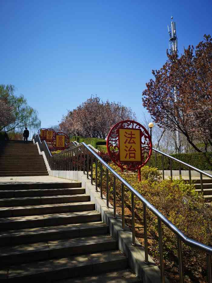 枣园公园-"今天,小编带大家逛逛公园,来到大连甘井."-大众点评移动版