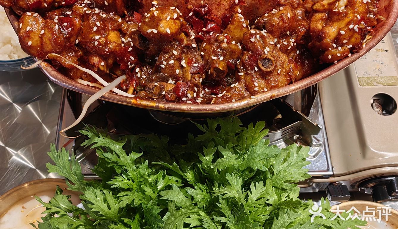 终于吃到火锅鸡了！