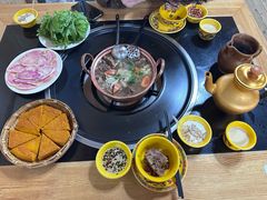 -银同牦牛肉火锅