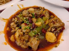 -捌贰虾蟹·江湖菜馆(江汉路店)