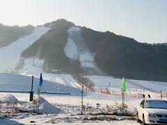 -辽阳弓长岭温泉滑雪场