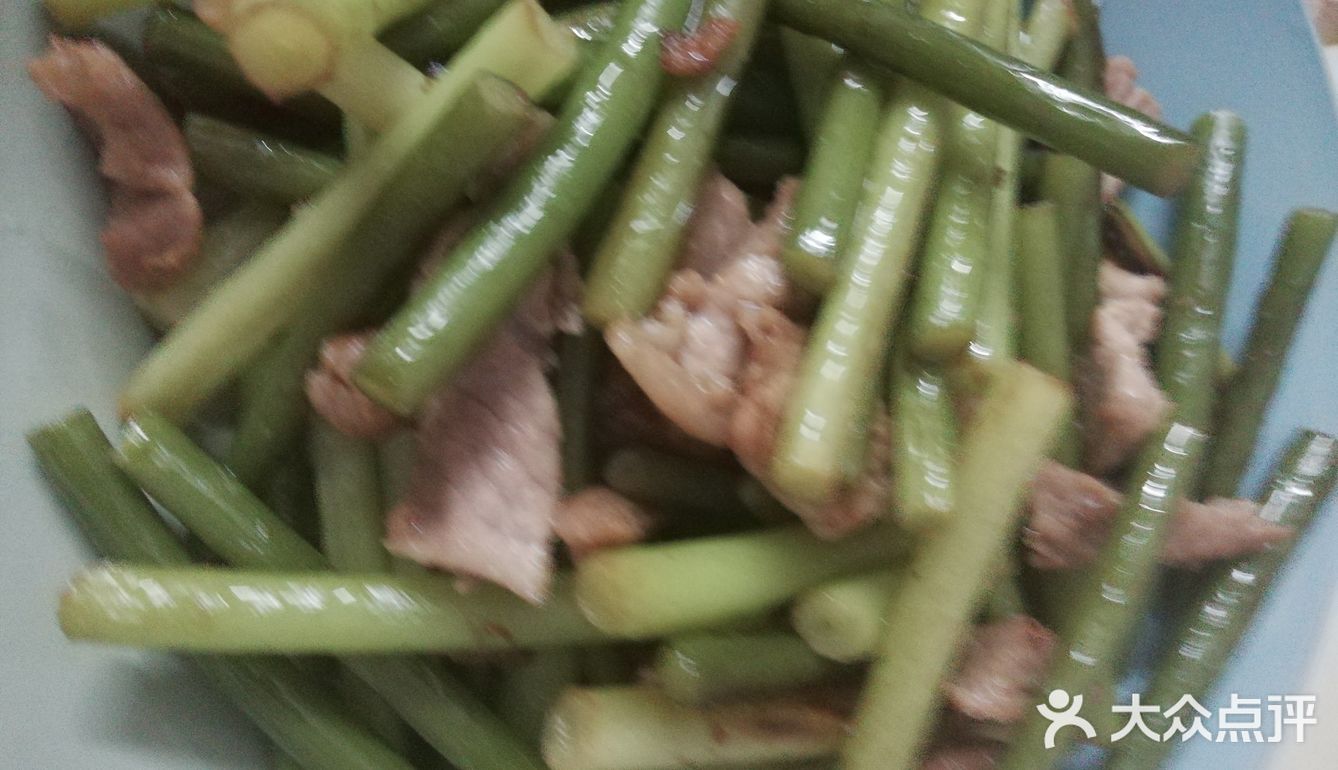 蒜心炒牛肉，入味