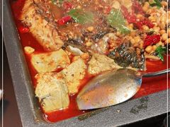 -探鱼·鲜青椒爽麻烤鱼(银泰城店)