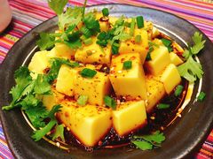 -香巴拉云南餐厅(华莱坞店)