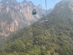 -黄山光明顶山庄