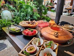 -菌自由丨野生菌火锅特色庭院餐厅(丽江古城店)