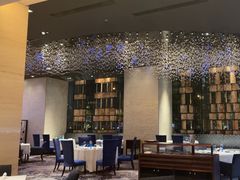 -AZUR聚(香格里拉饭店)