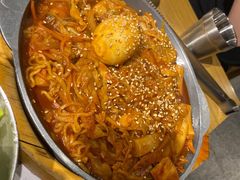 炒年糕-姜虎东白丁烤肉(恒隆广场店)