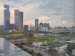 -铂斯登行政公寓(深圳北站汇隆中心店)