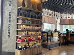 零售区-星巴克臻选(湖滨道店)