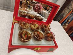 -品海楼·大连海胆锅贴馆(东港店)