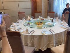 -山明水秀大饭店