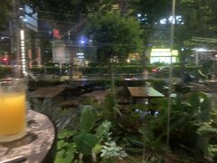 -上海锦江汤臣洲际大酒店柒酒廊