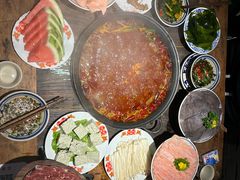 -旧街市鲜货老火锅(大光路店)