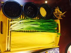 -赵记煎饼卷大葱(东岳店)