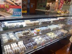 面包甜点陈列柜-新侨三宝乐面包店(崇文门店)