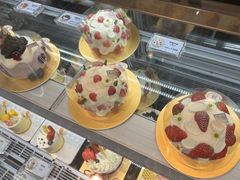-花花卷卷·鲜食蛋糕(静安久光百货店)
