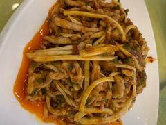 -侬佳蒸菜馆(听潮店)
