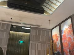 -爱碗亭·鲜炒湖南菜(壹城中心店)